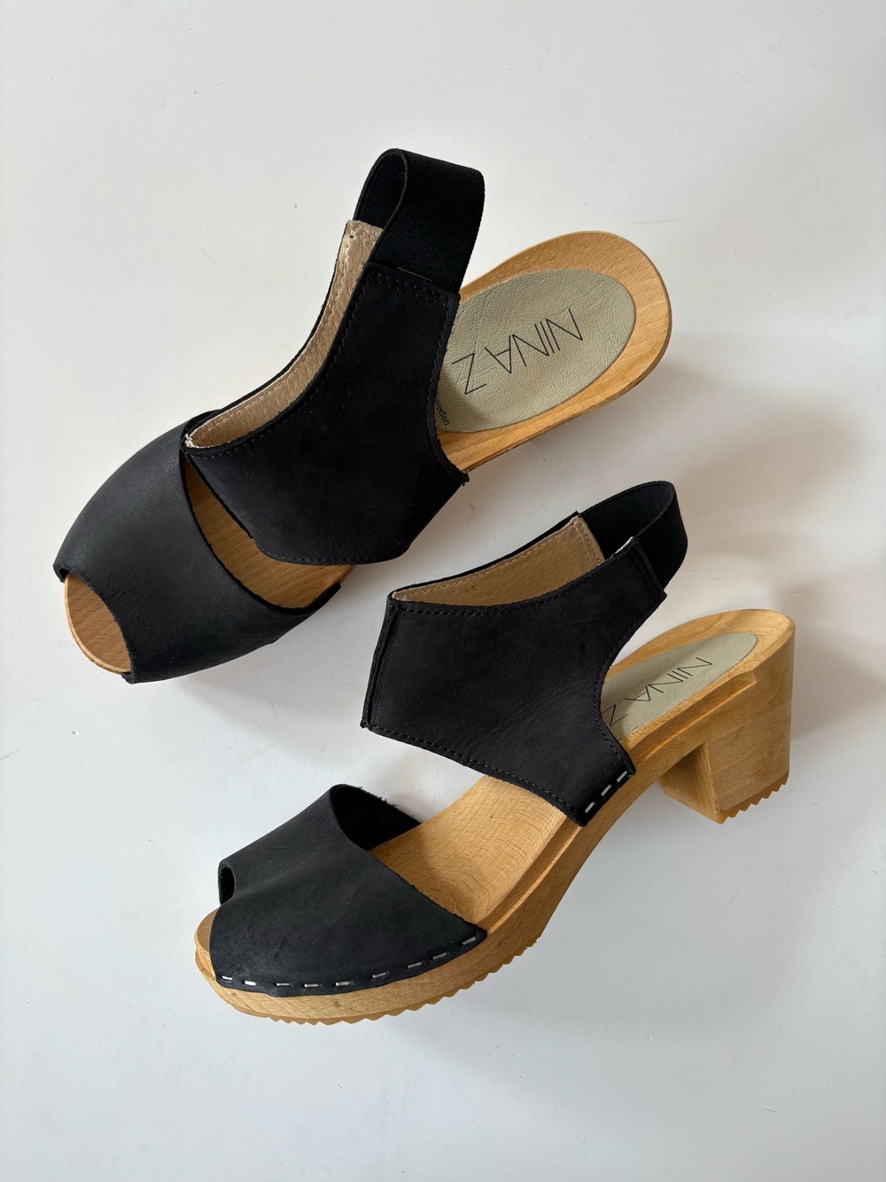 Nina Z || Oath Clogs Sandals Wood Heel Leather Straps Anthropologie Black 39
